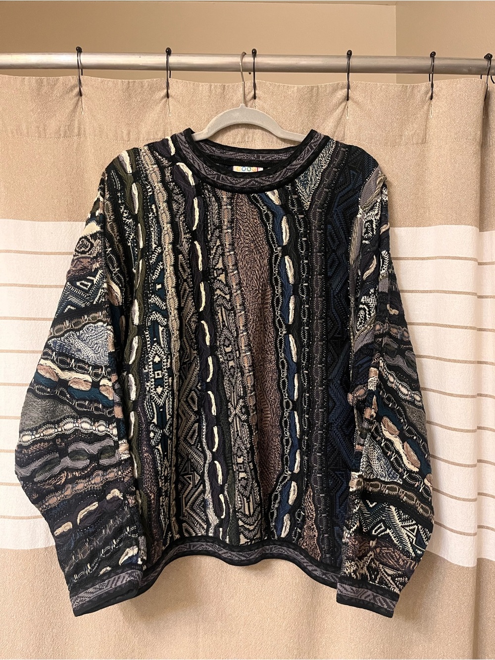 COOGI Men's Multicolor Textured Crewneck Sweater